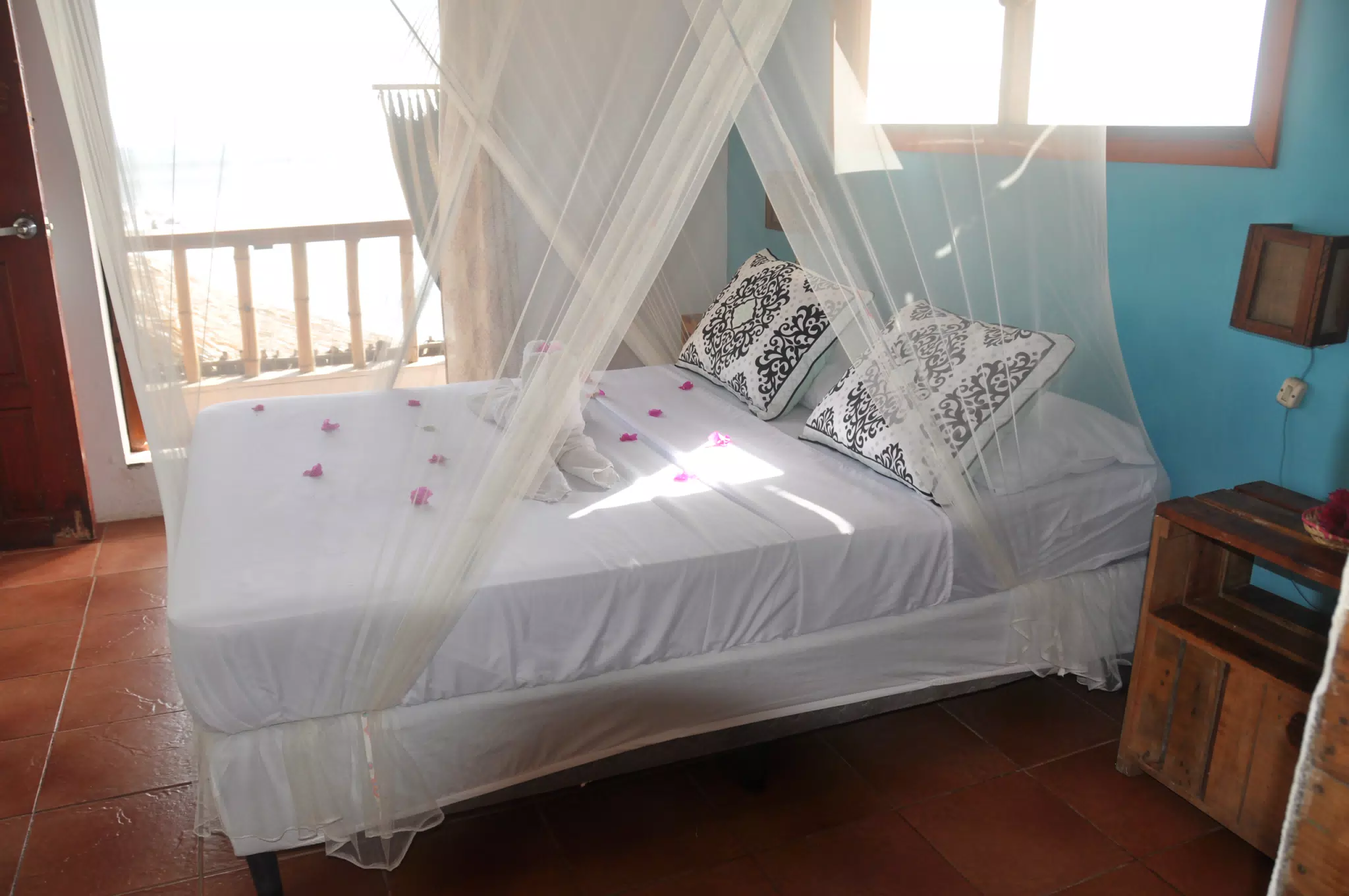 From the Simple Beach Lodge, Pas Penitas
