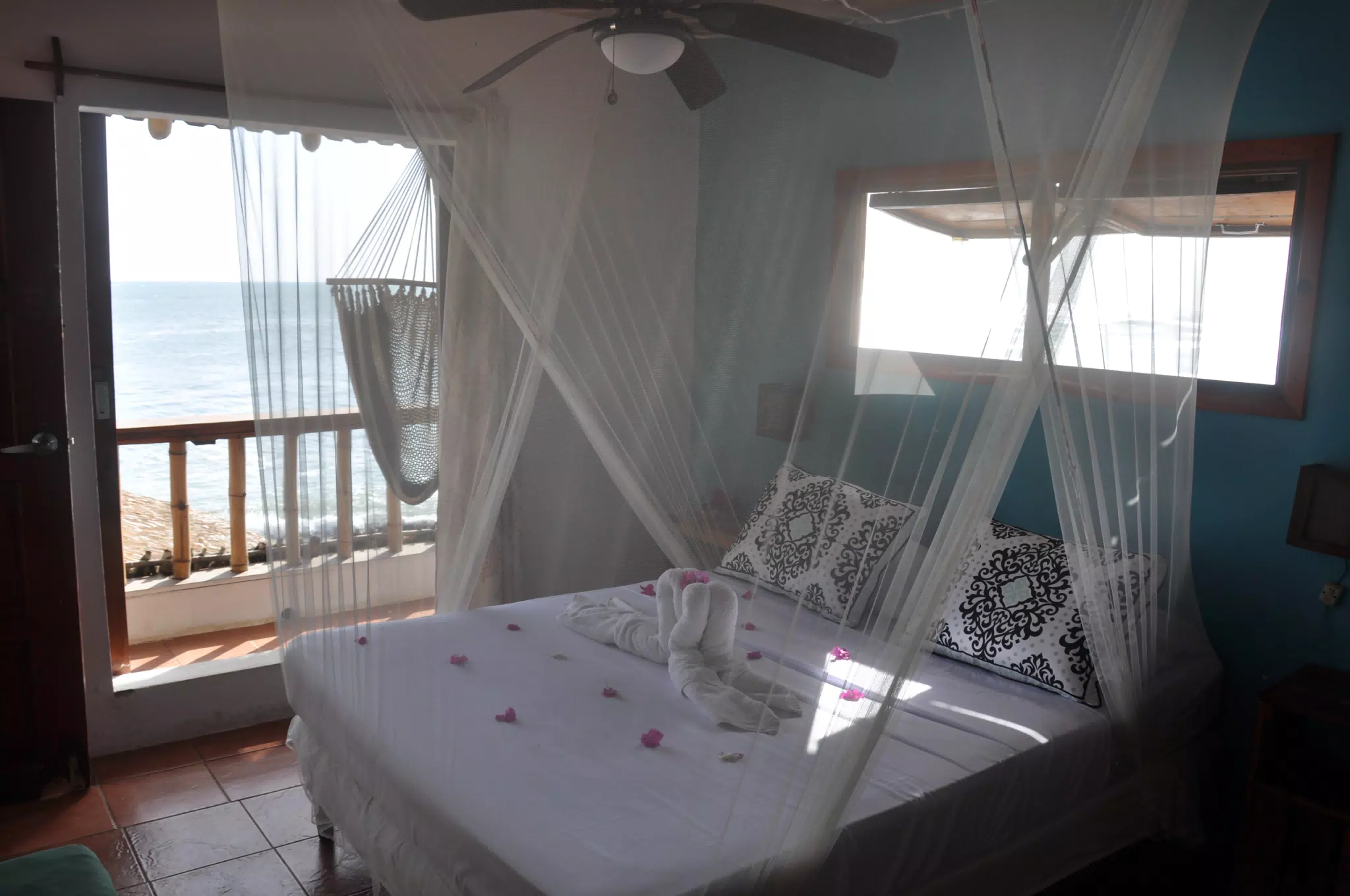 From the Simple Beach Lodge, Pas Penitas