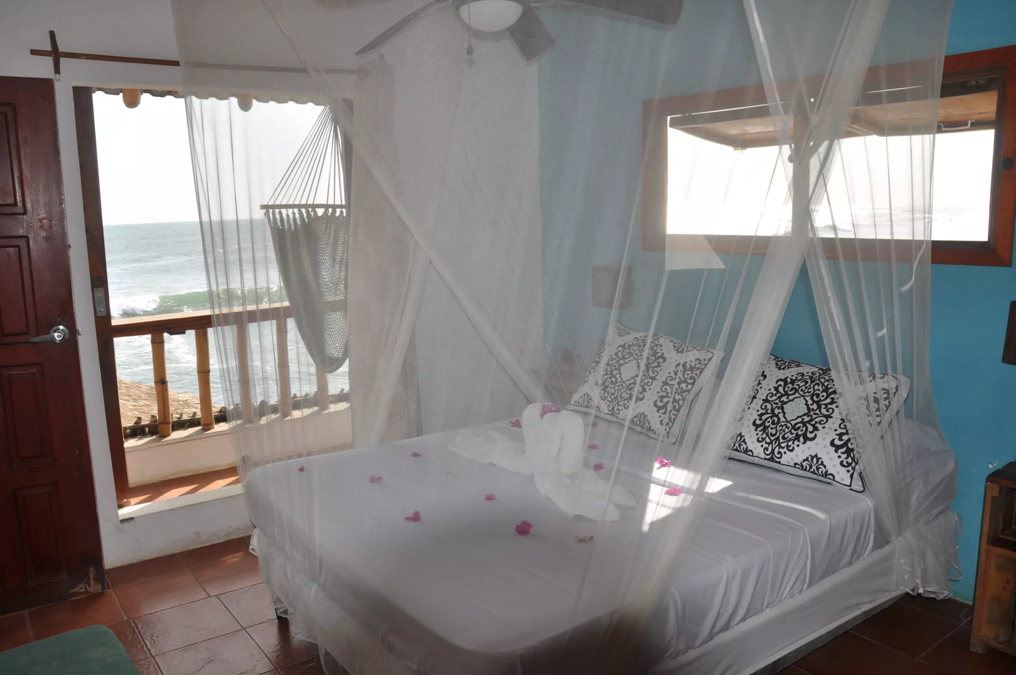 From the Simple Beach Lodge, Pas Penitas