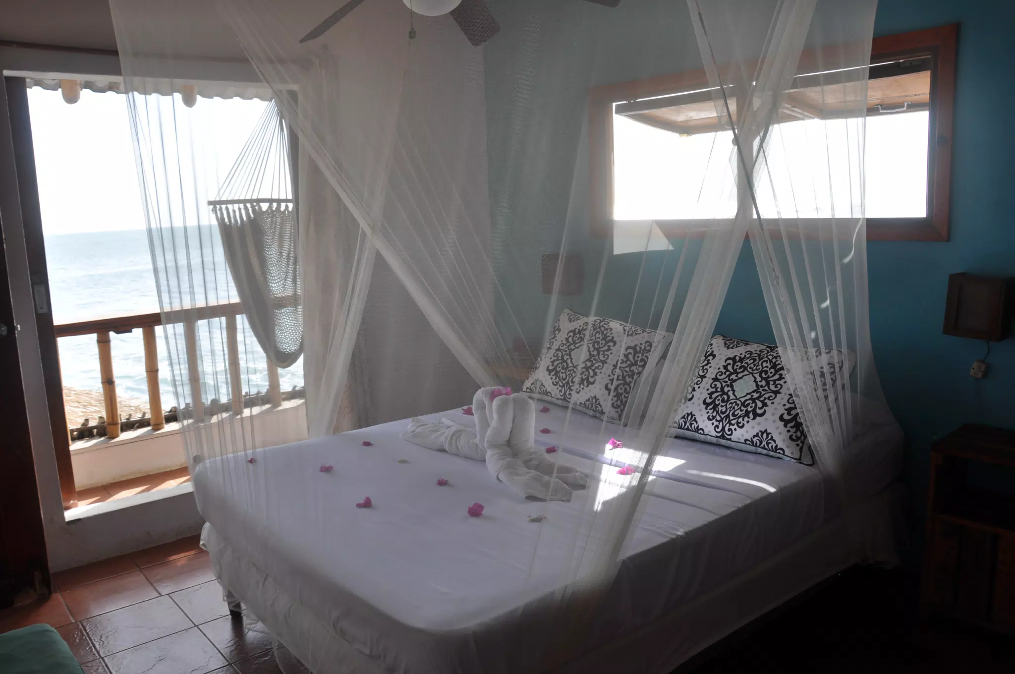 From the Simple Beach Lodge, Pas Penitas