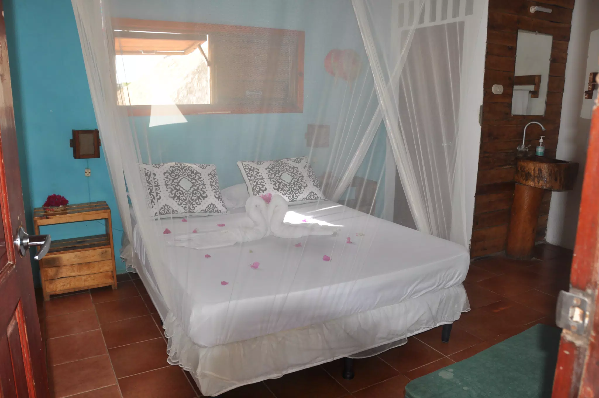 From the Simple Beach Lodge, Pas Penitas