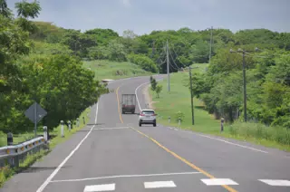 Traffic on the Road to Leon