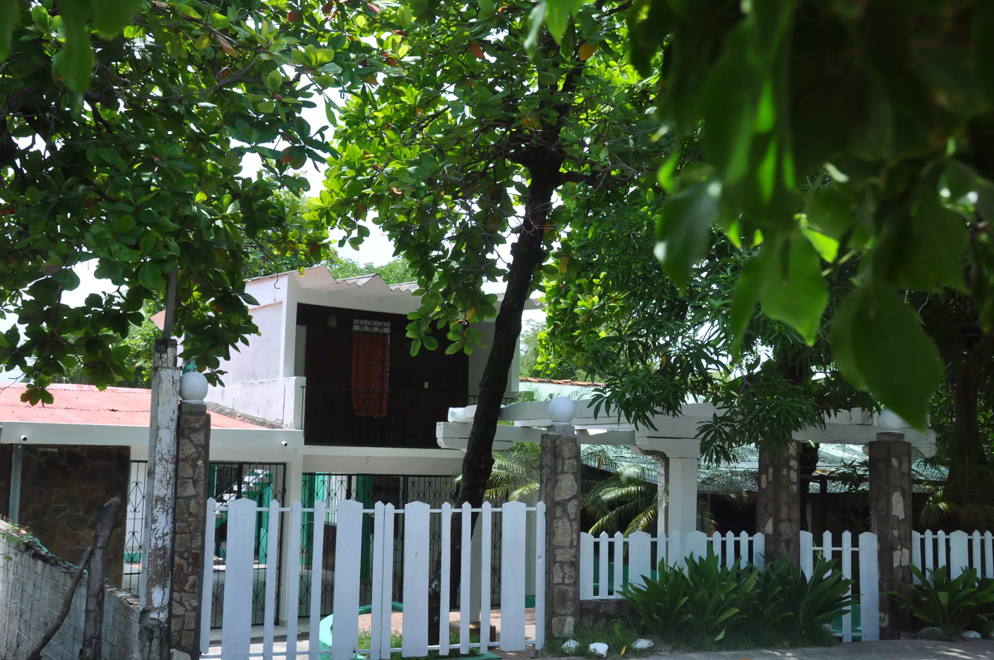 Midday Walk in Las Penitas