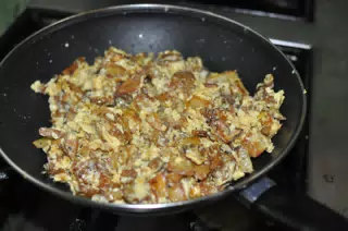 Cooking Paulie Potatoes