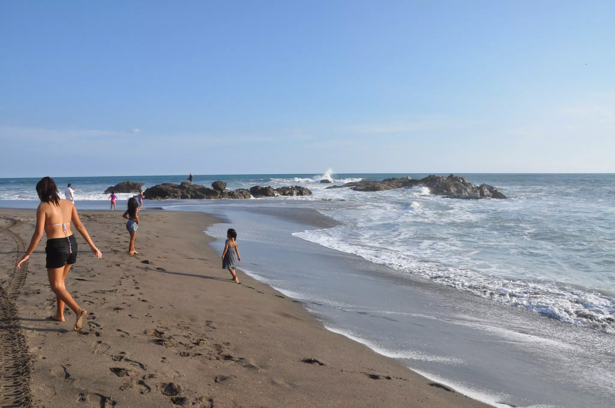 Trapped on Rocks in Las Penitas