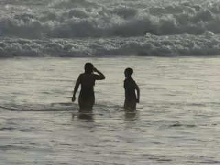 Luciana & Ivonne in the Pacific Ocean