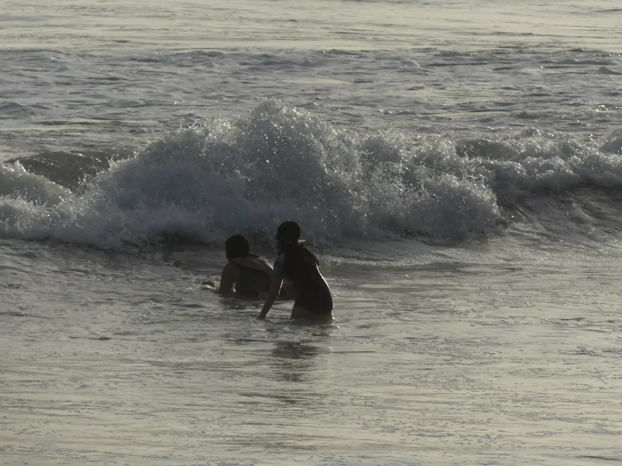 Luciana & Ivonne in the Pacific Ocean