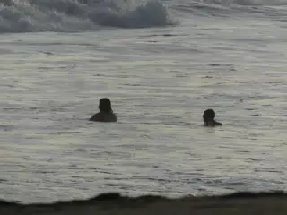 Luciana & Ivonne in the Pacific Ocean