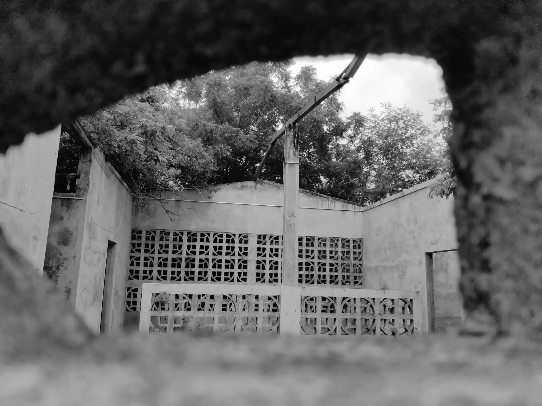 Abandoned House View Through Breezestone 2