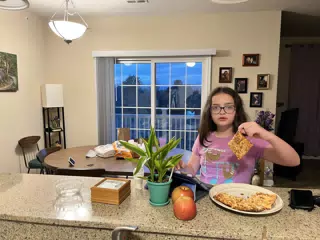 Luciana with Cheap Oven Pizza