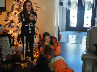 Madeline & Emily w Dogs in Halloween Pajama Photoshoot