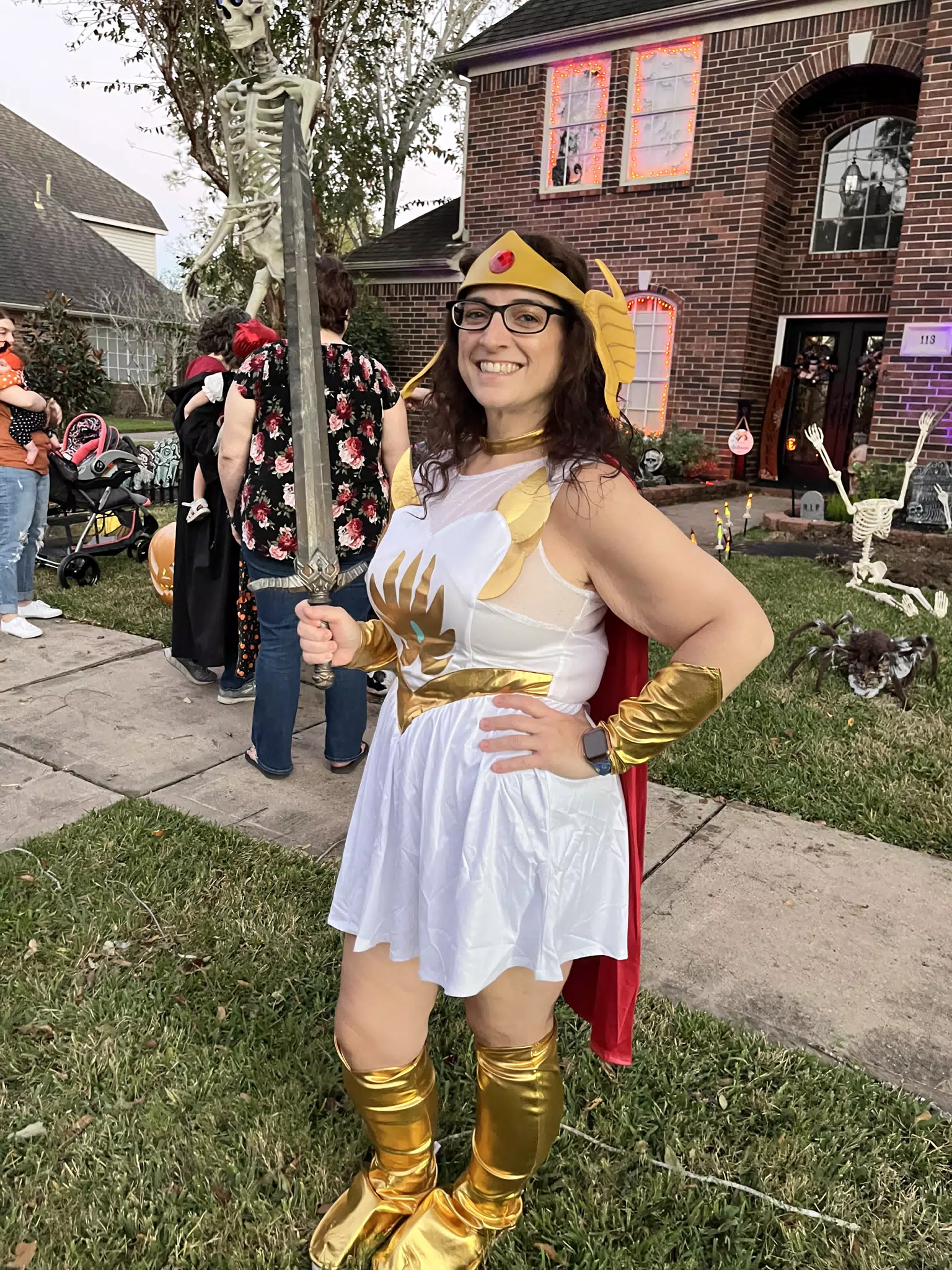 Dominica Doing She-Ra Cosplay