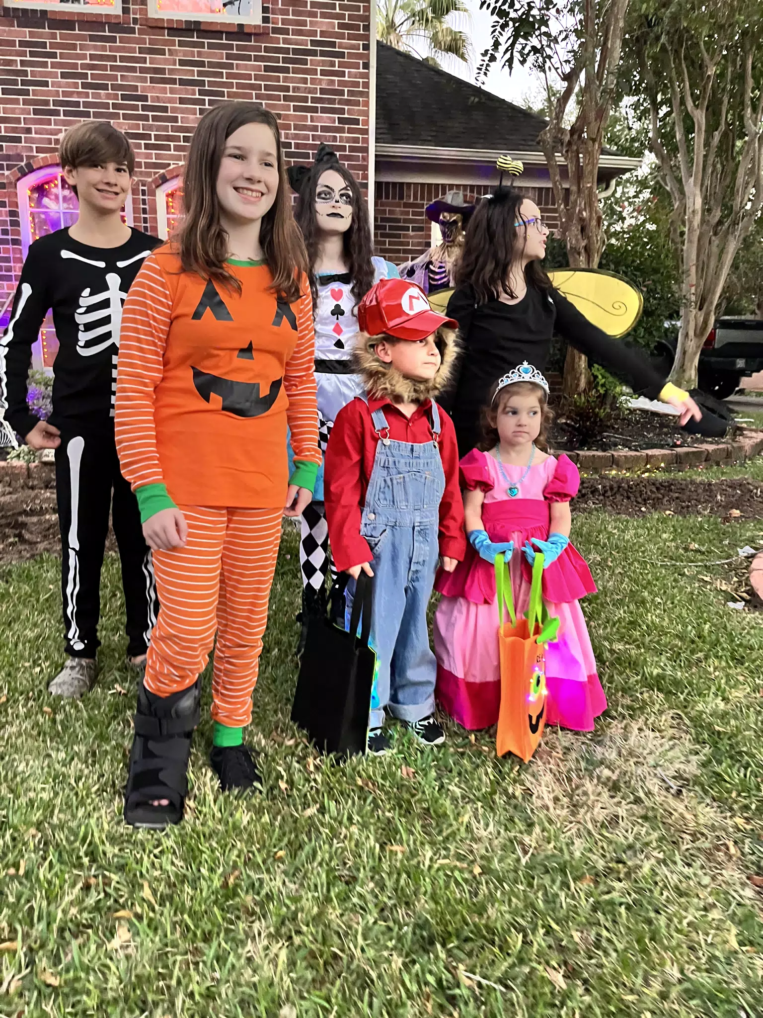 Cousins Ready for Halloween