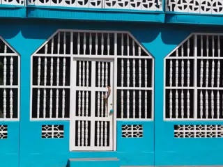 Turquoise and White Door Poneloya