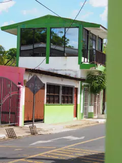 Green Mirrored House in Poneloya