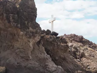 Poneloya Cross on the Rocks