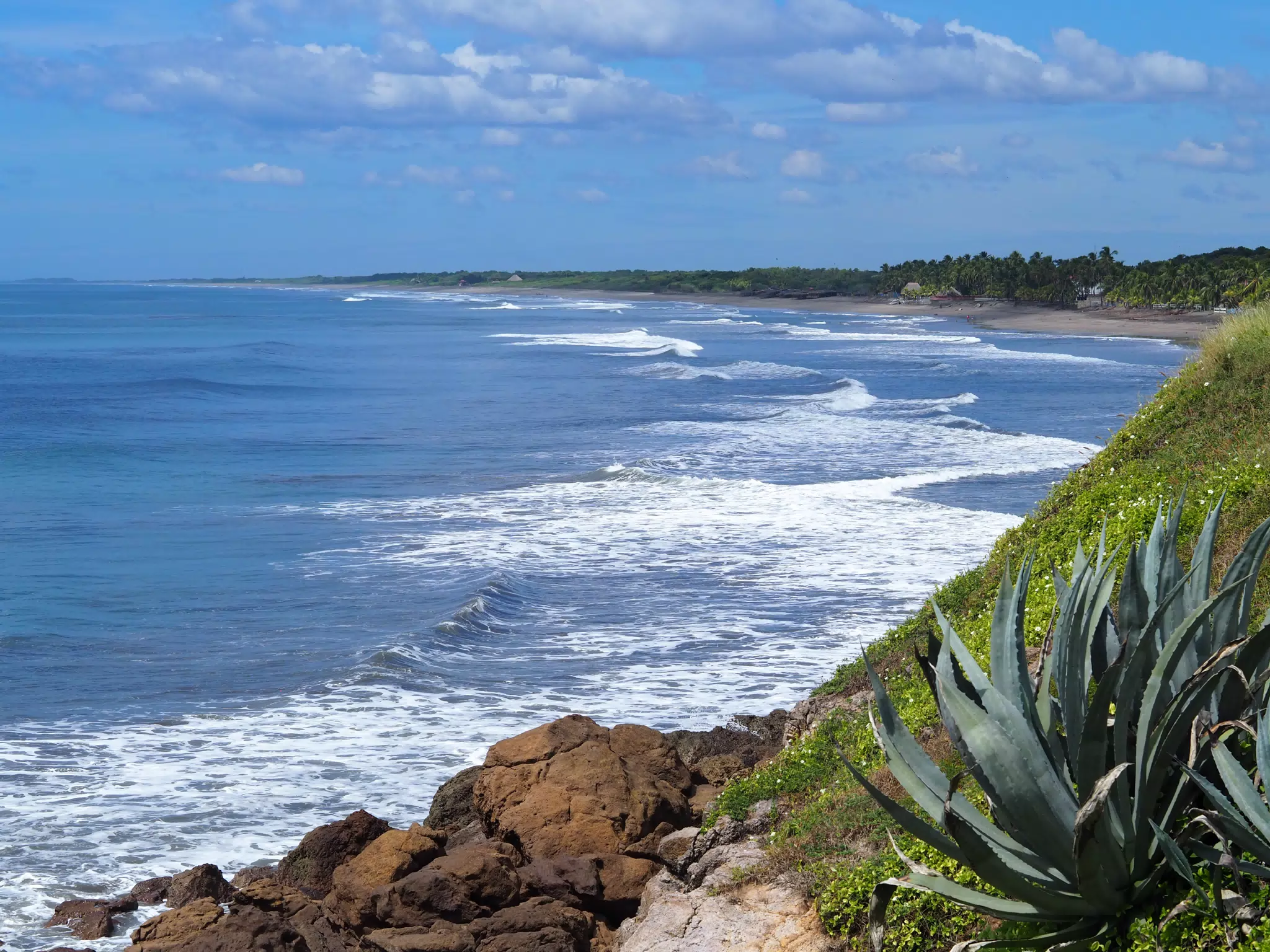 Looking North at Poneloya Beach from Peña del Tigre