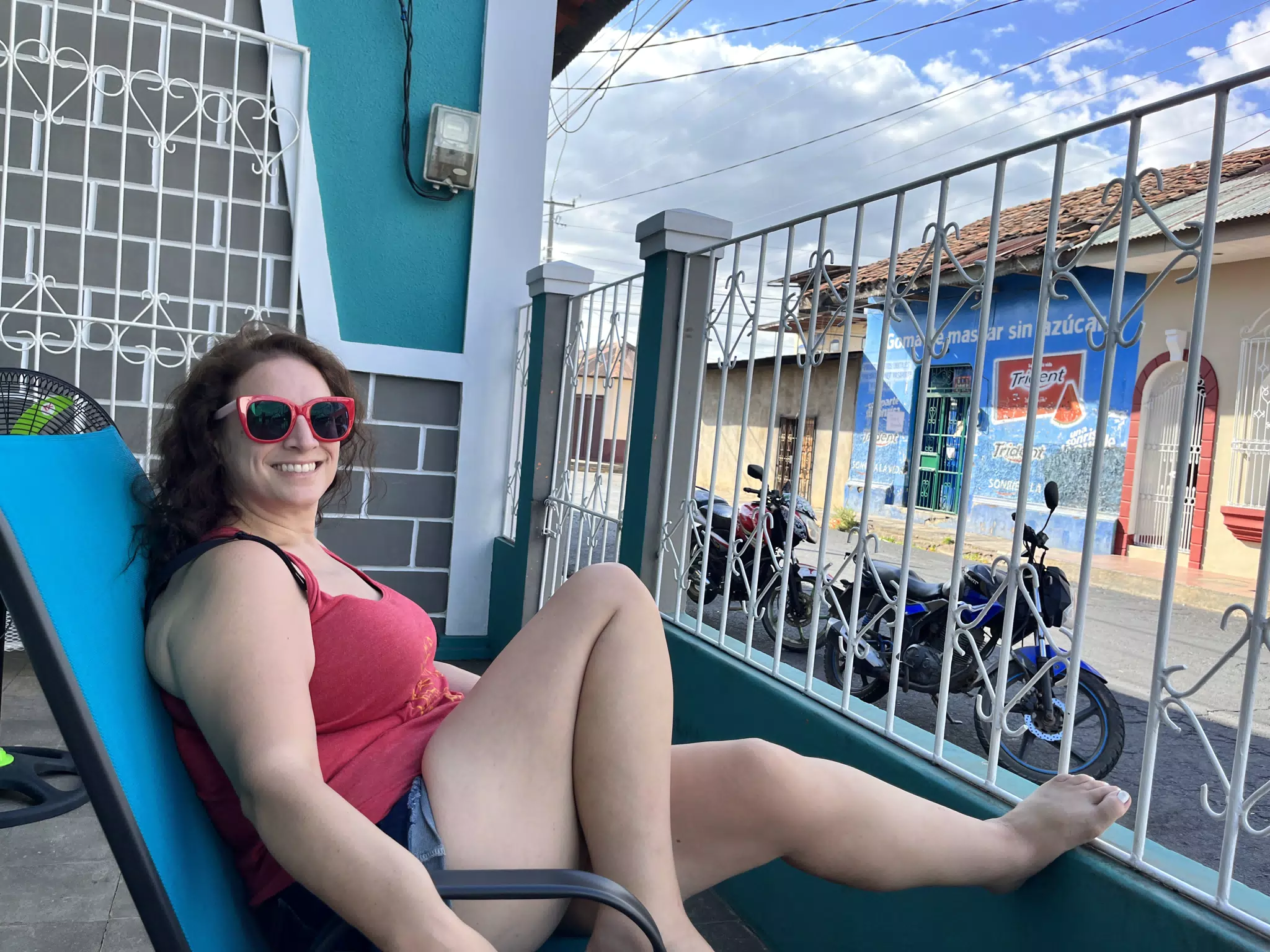 Dominica People Watching in Leon