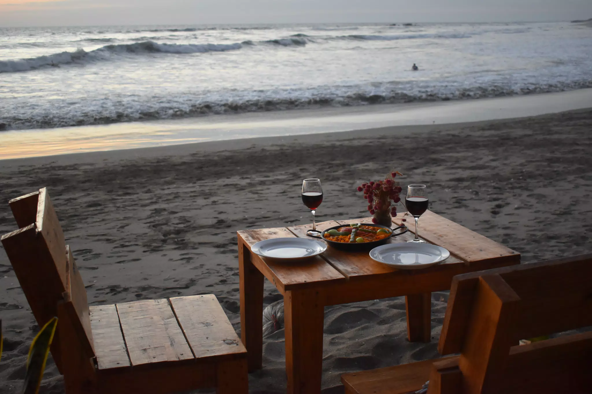 Wine & Paella at the Simple Beach Lodge on the Pacific Ocean