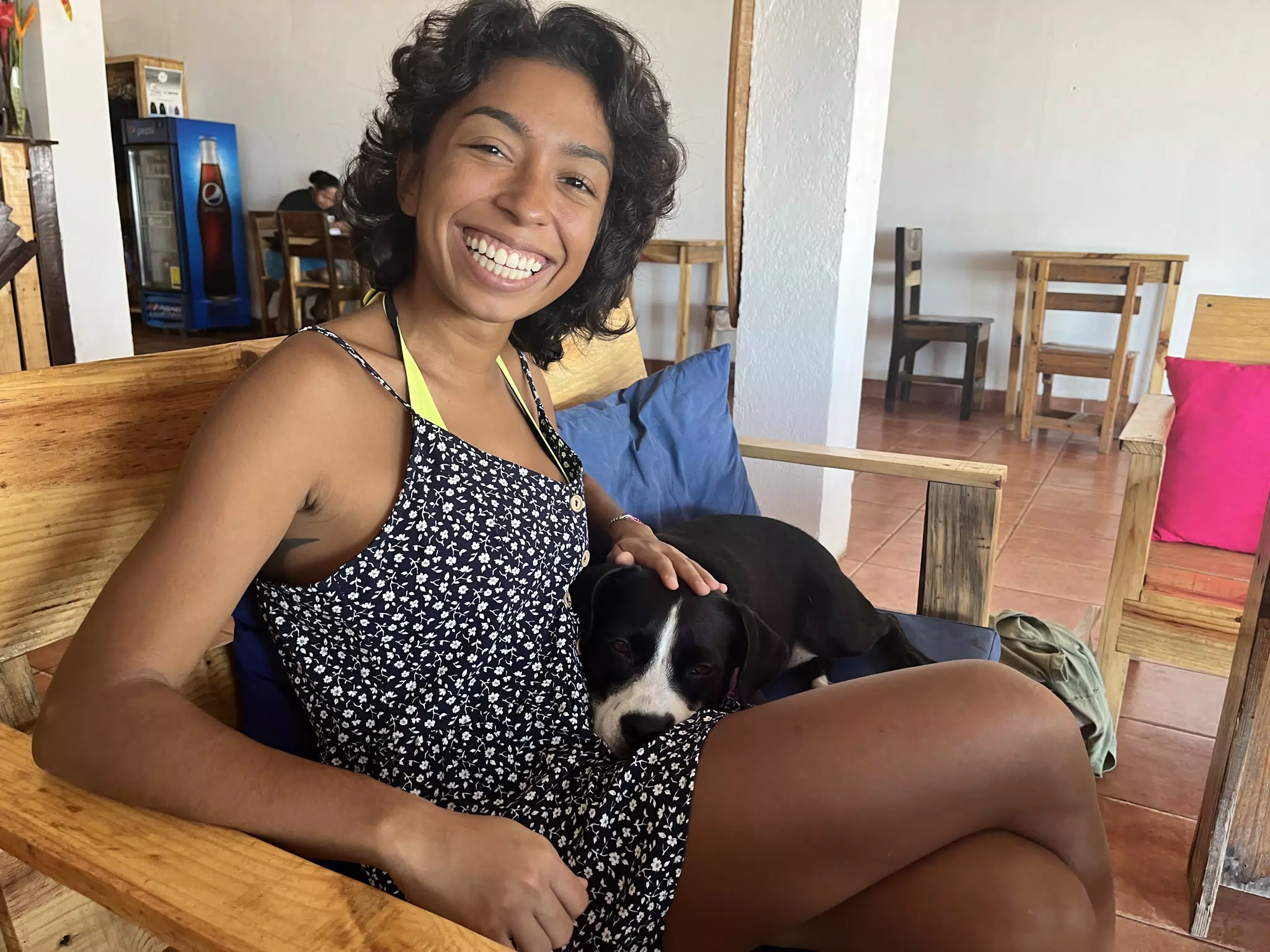 Martina and Mía at the Simple Beach Lodge