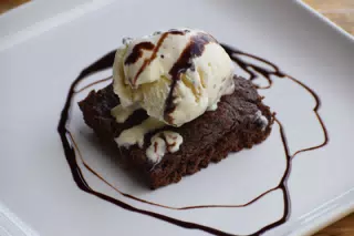 Brownie Sunday by Dulce Dominica from the Simple Beach Lodge