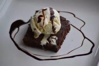 Desserts from the Simple Beach Lodge