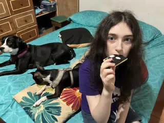 Liesl with Cookie in the Simple Beach Lodge