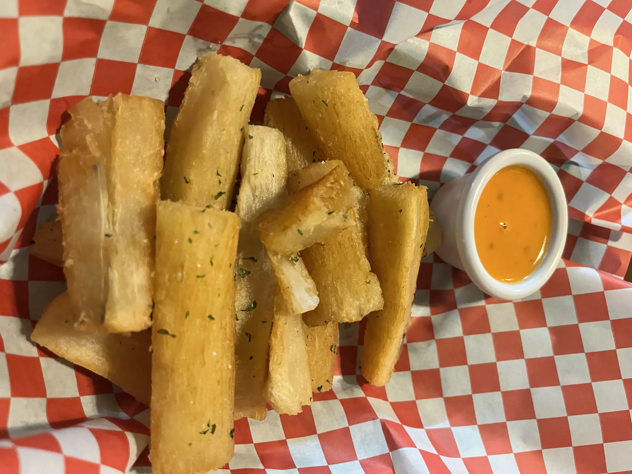 Yucas Bravas
