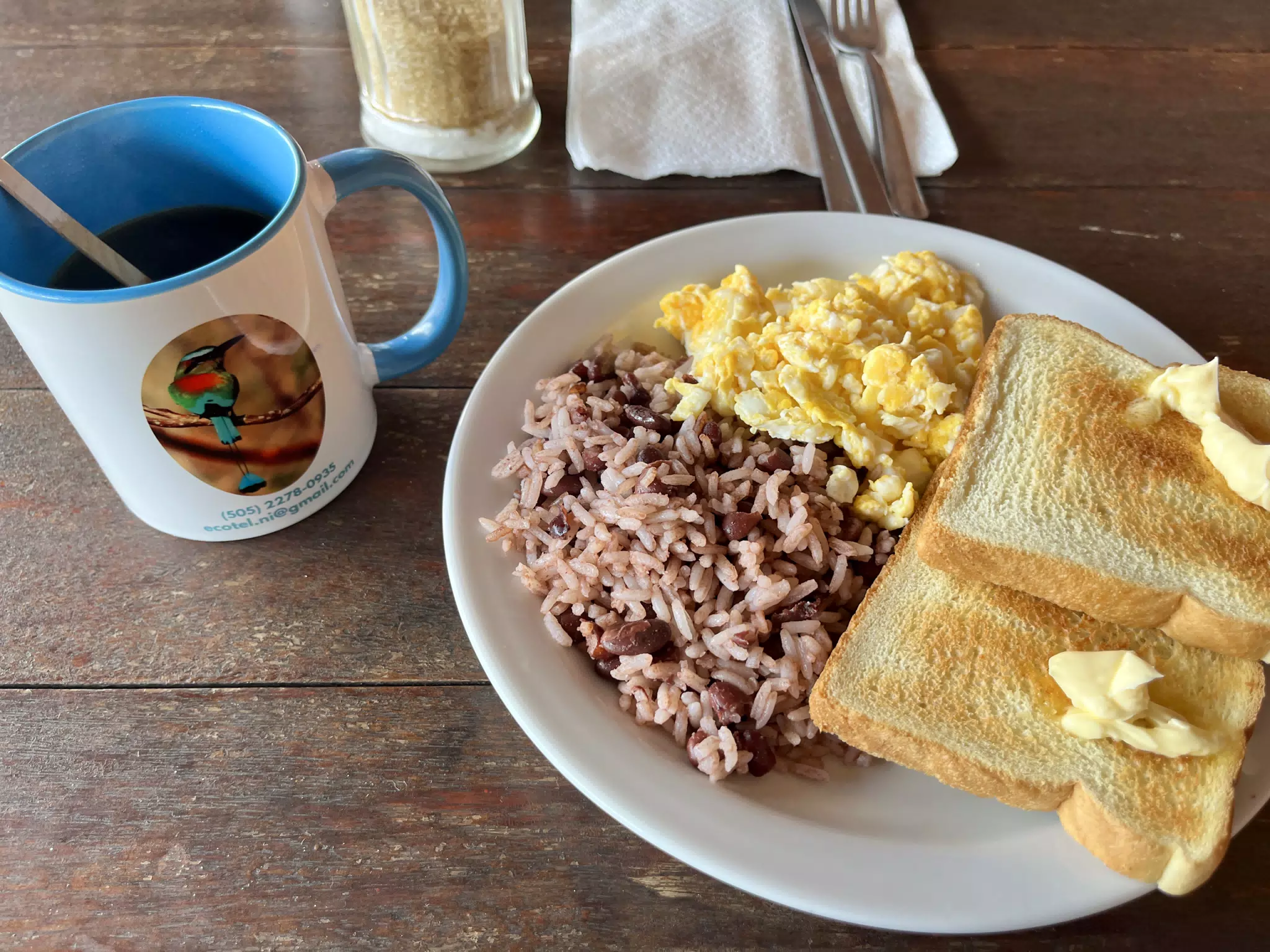 Breakfast at the Ecotel Managua