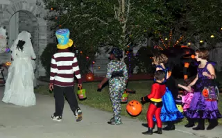 Madeline Leading Liesl for Candy