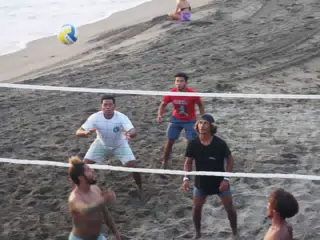 Beach Volleyball in Las Peñitas, Poneloya, Nicaragua at the Simple Beach Lodge