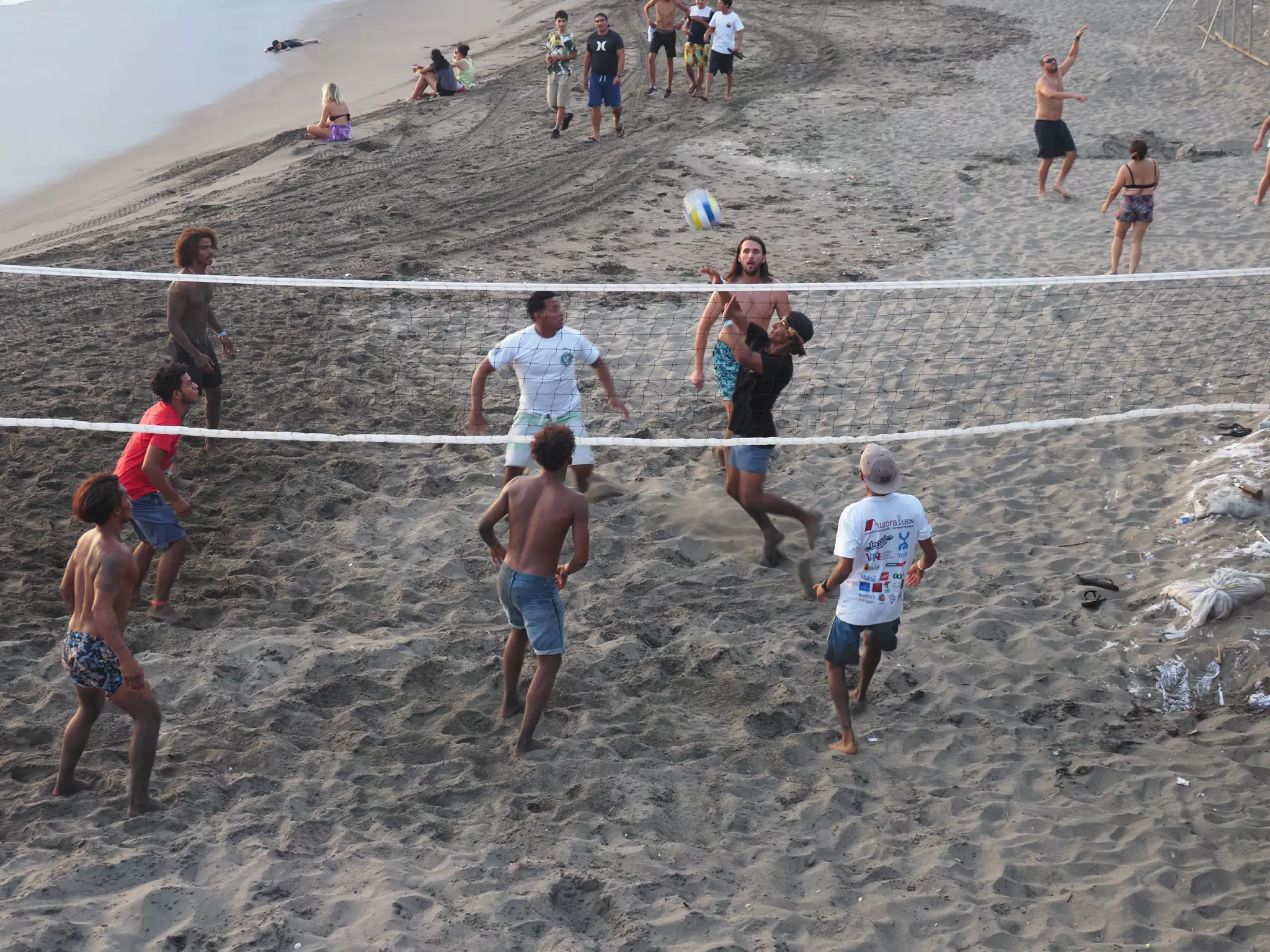 Beach Volleyball in Las Peñitas, Poneloya, Nicaragua at the Simple Beach Lodge