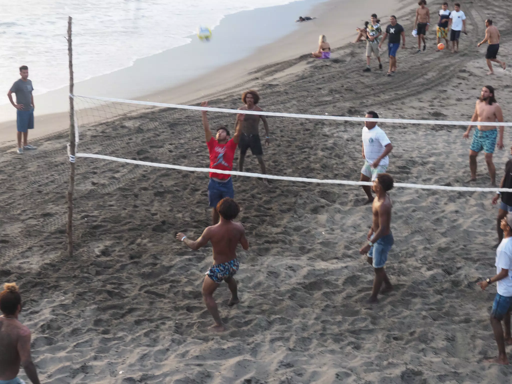 Beach Volleyball in Las Peñitas, Poneloya, Nicaragua at the Simple Beach Lodge