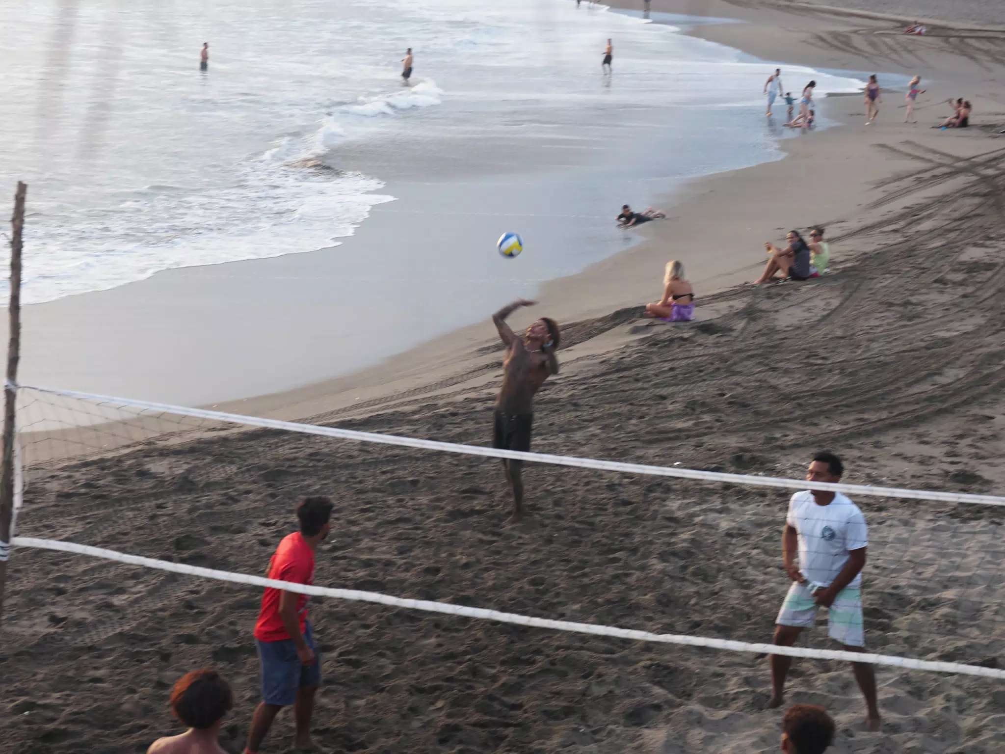 Beach Volleyball in Las Peñitas, Poneloya, Nicaragua at the Simple Beach Lodge