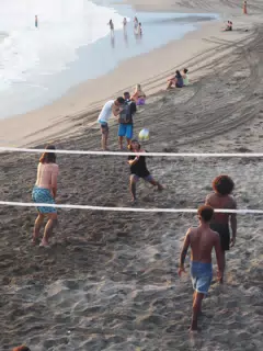 Beach Volleyball in Las Peñitas, Poneloya, Nicaragua at the Simple Beach Lodge