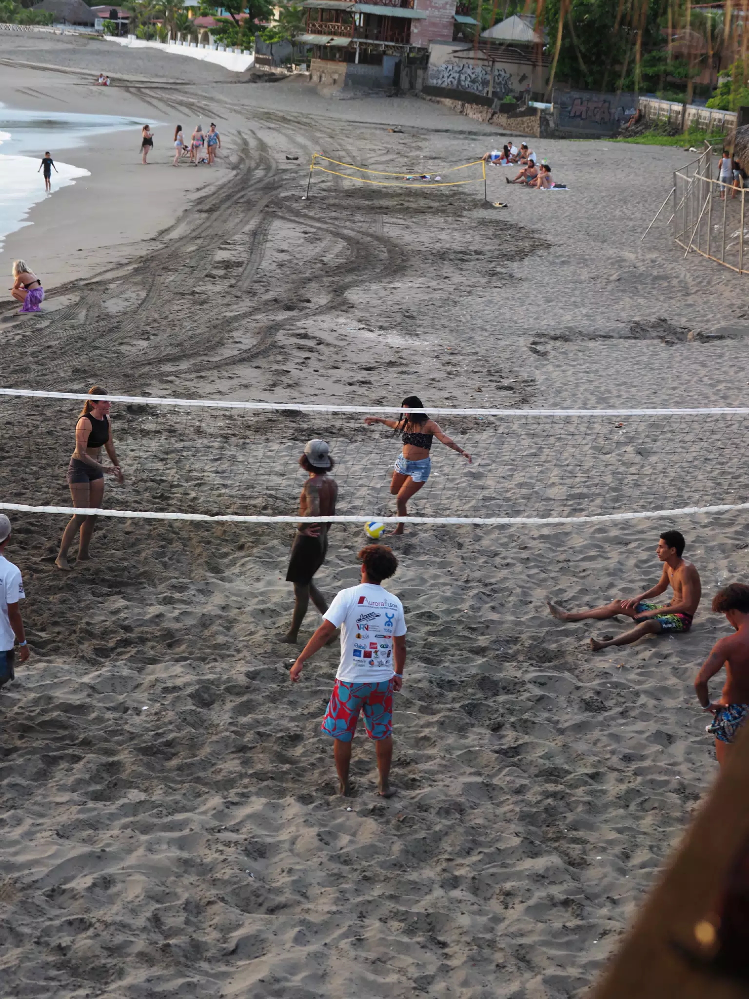 Beach Volleyball in Las Peñitas, Poneloya, Nicaragua at the Simple Beach Lodge