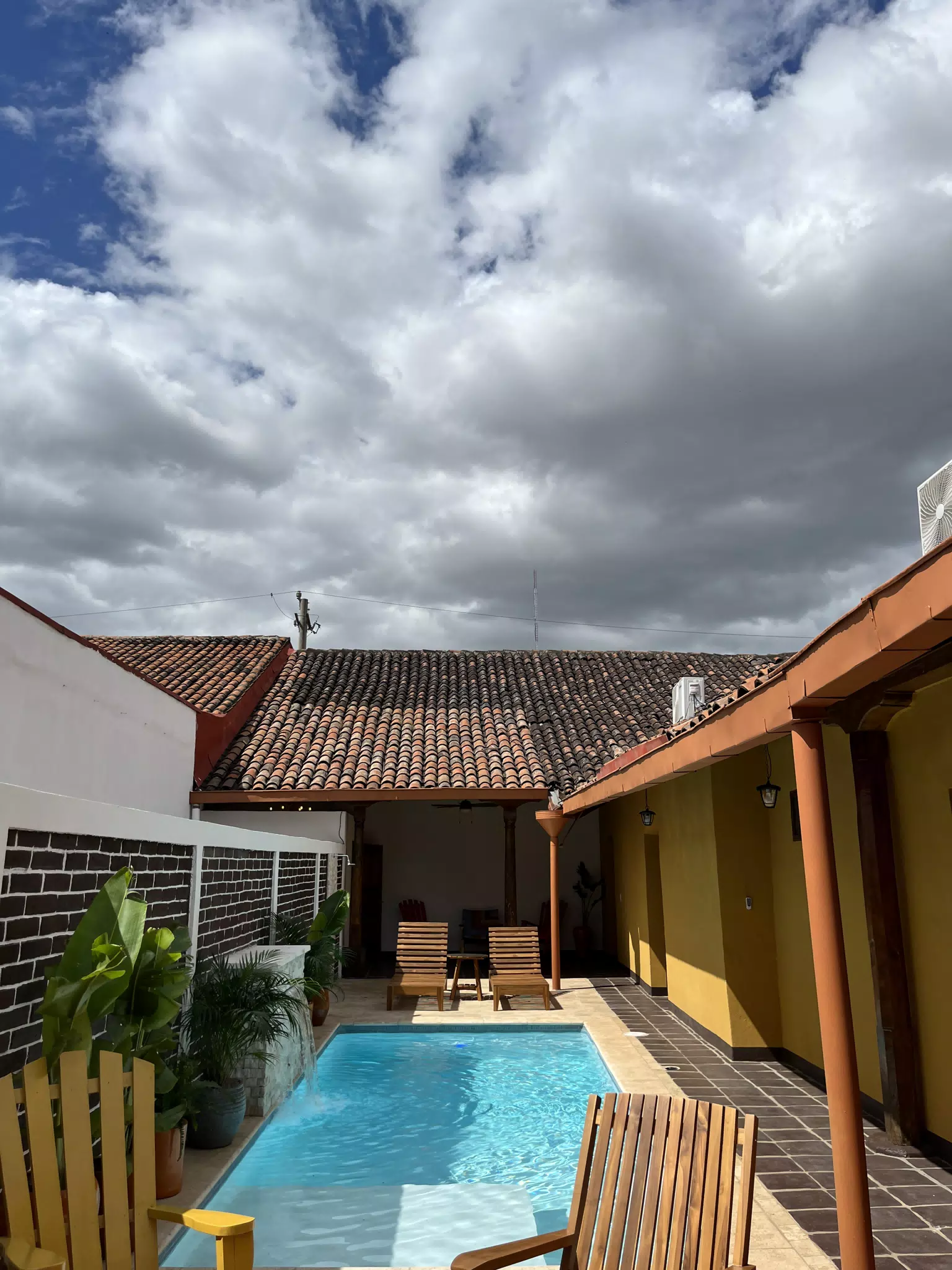 Casa Mango | El Centro León Nicaragua