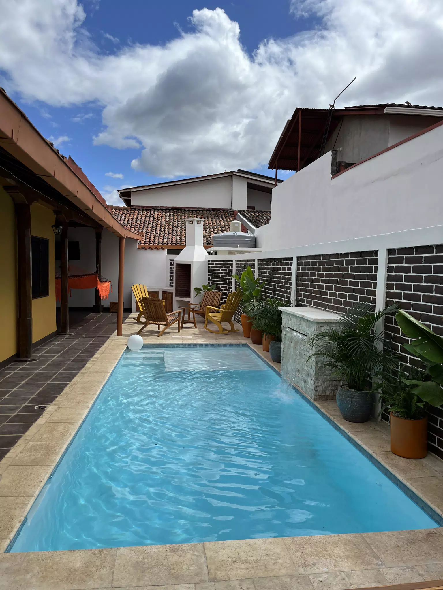 Casa Mango | El Centro León Nicaragua