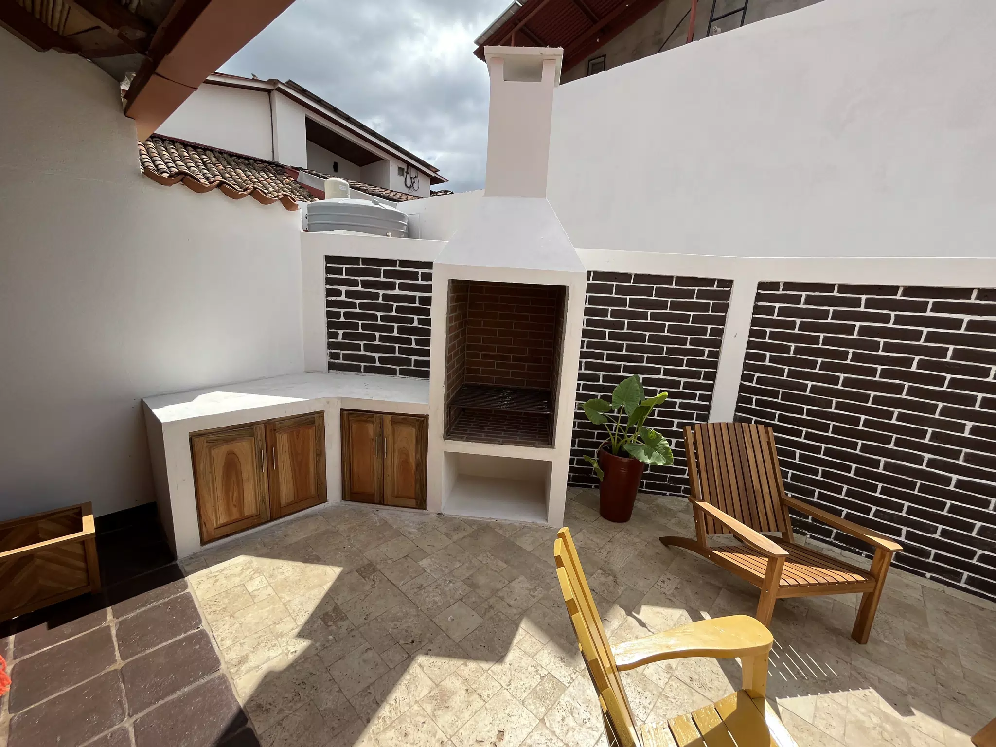 Casa Mango | El Centro León Nicaragua