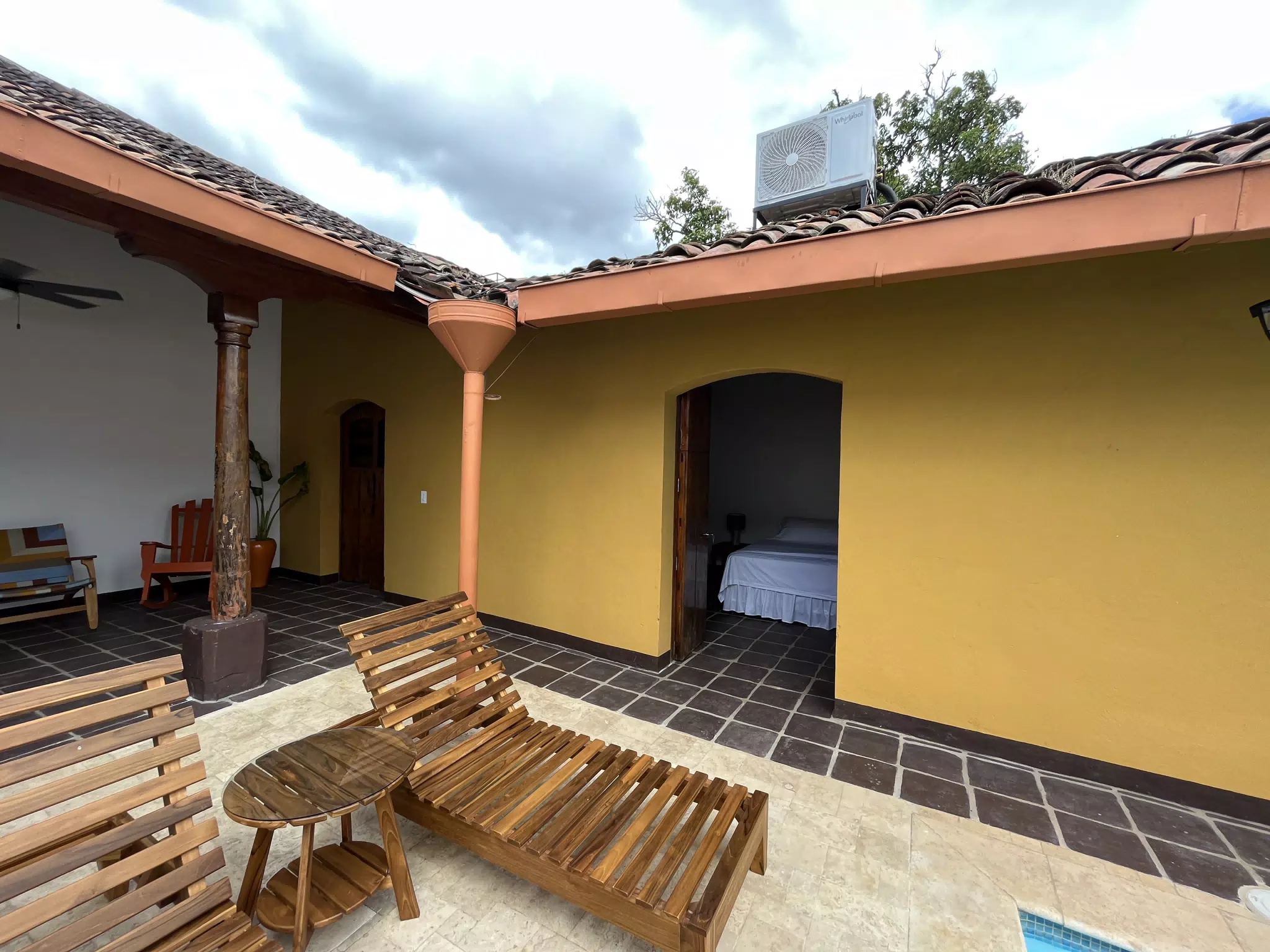 Casa Mango | El Centro León Nicaragua