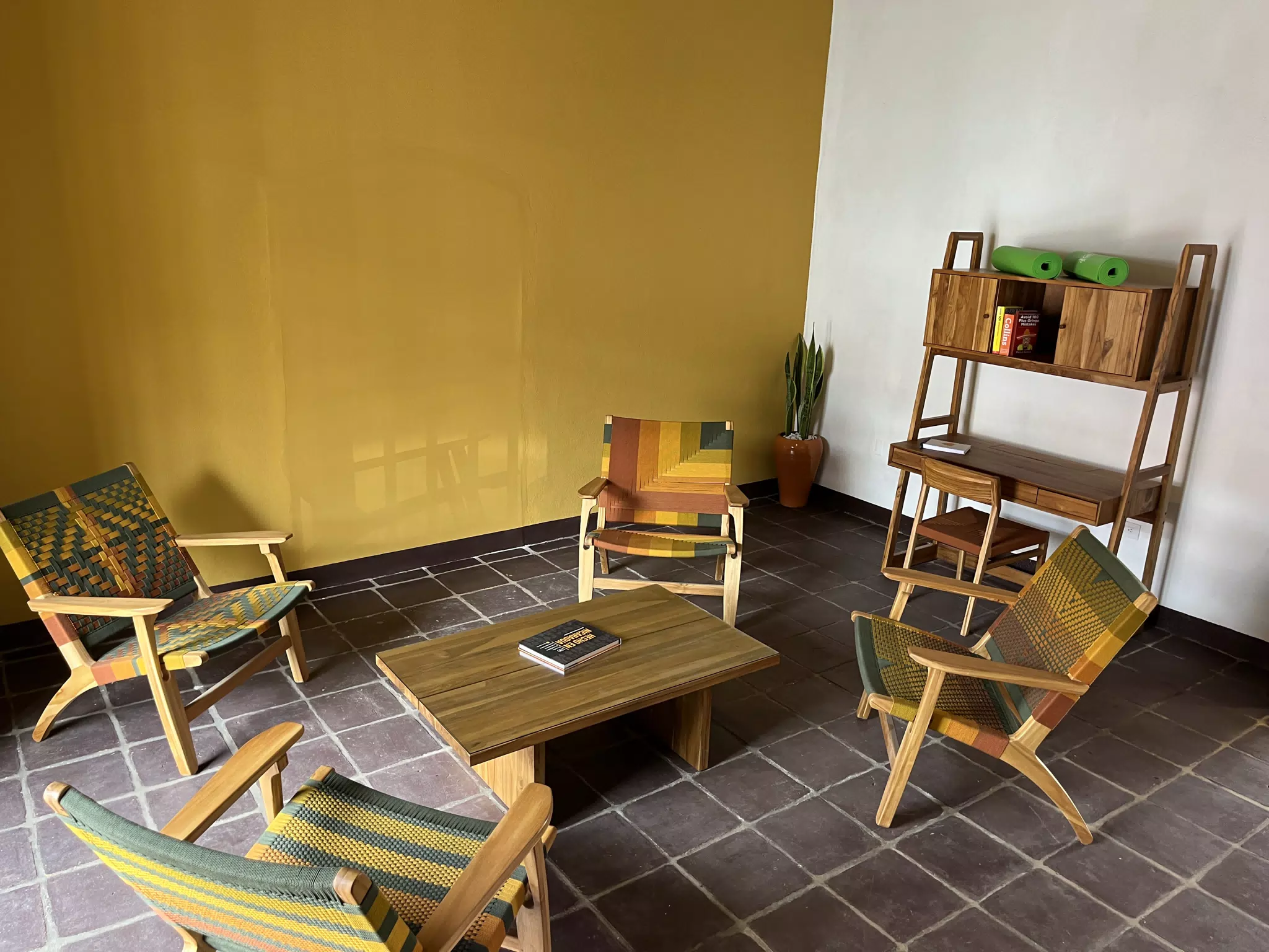 Casa Mango | El Centro León Nicaragua