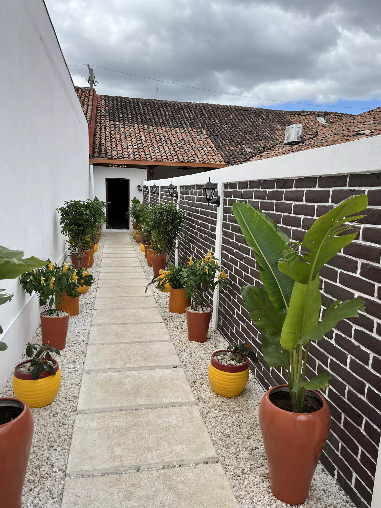 Casa Mango | El Centro León Nicaragua