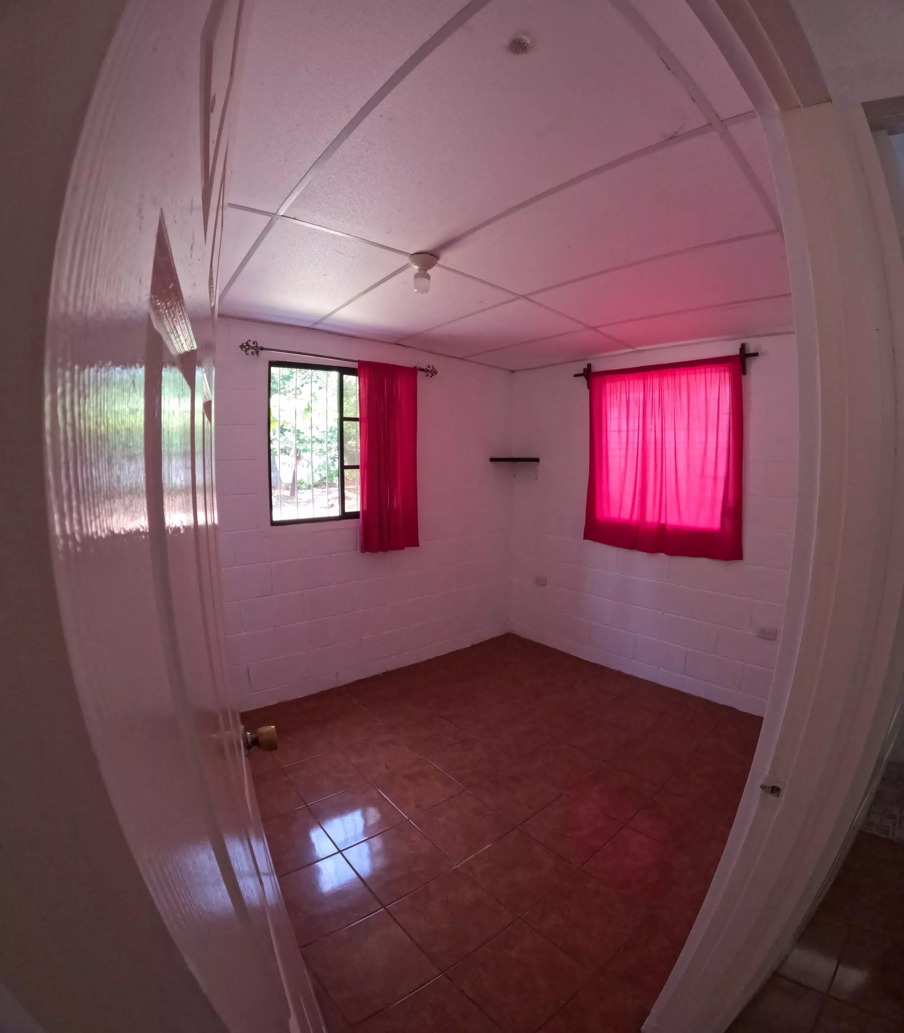 Small House in CasteLeon, Leon, Nicaragua - Main Bedroom