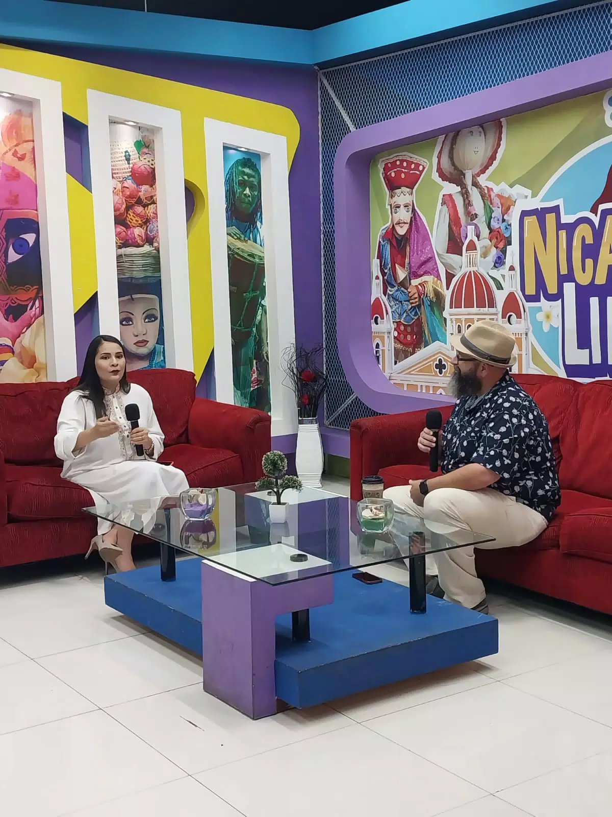 Scott Alan Miller on Nicaragua Linda TV Canal 6