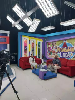 Scott Alan Miller on Nicaragua Linda TV Canal 6