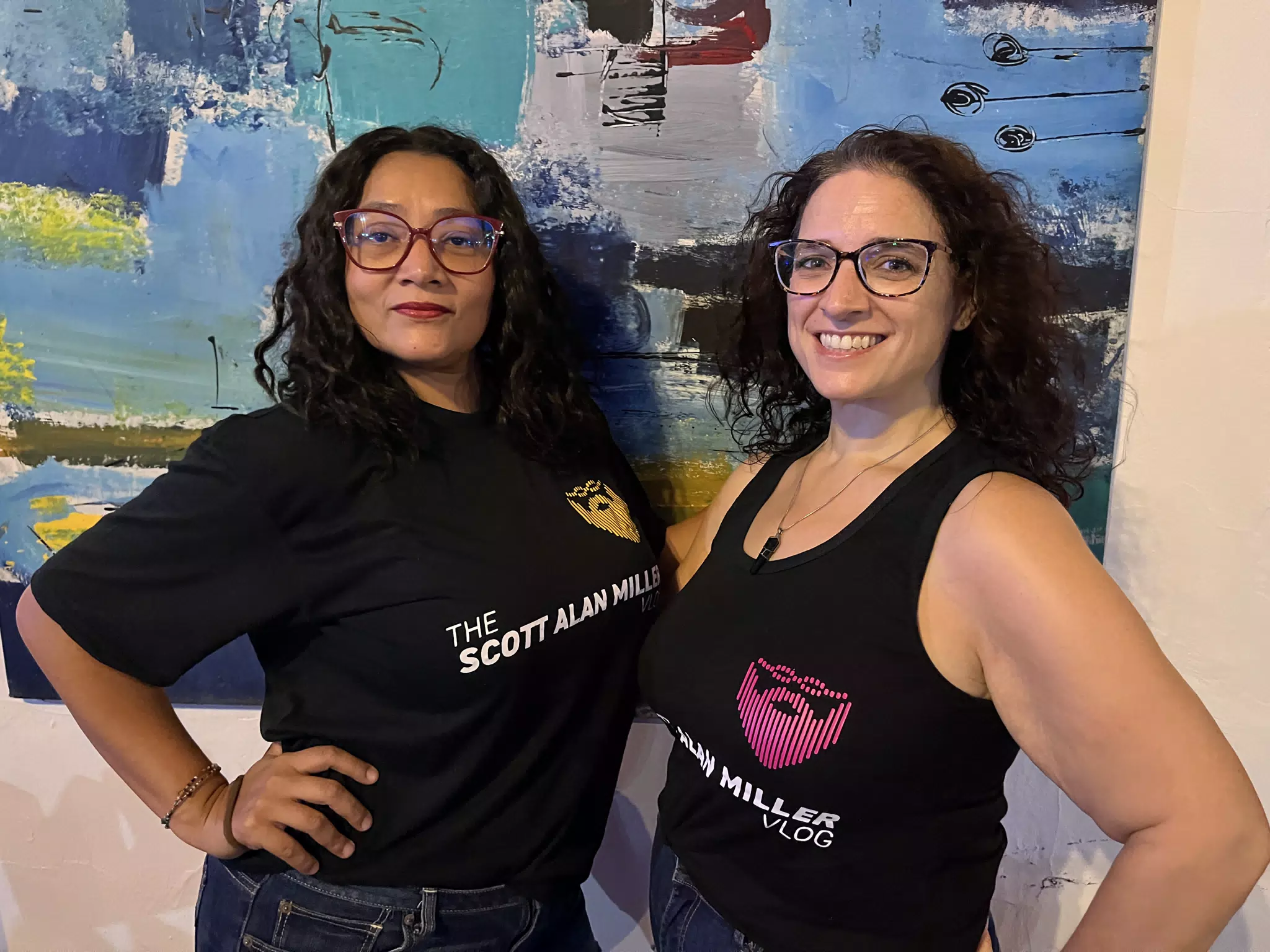 Marcela & Dominica in their new Tee Shirts at Nectar, Granada, Nicaragua