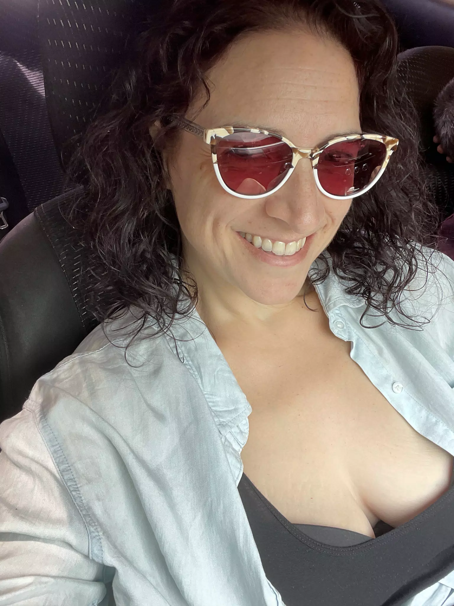 Dominica in Sunglasses Selfie