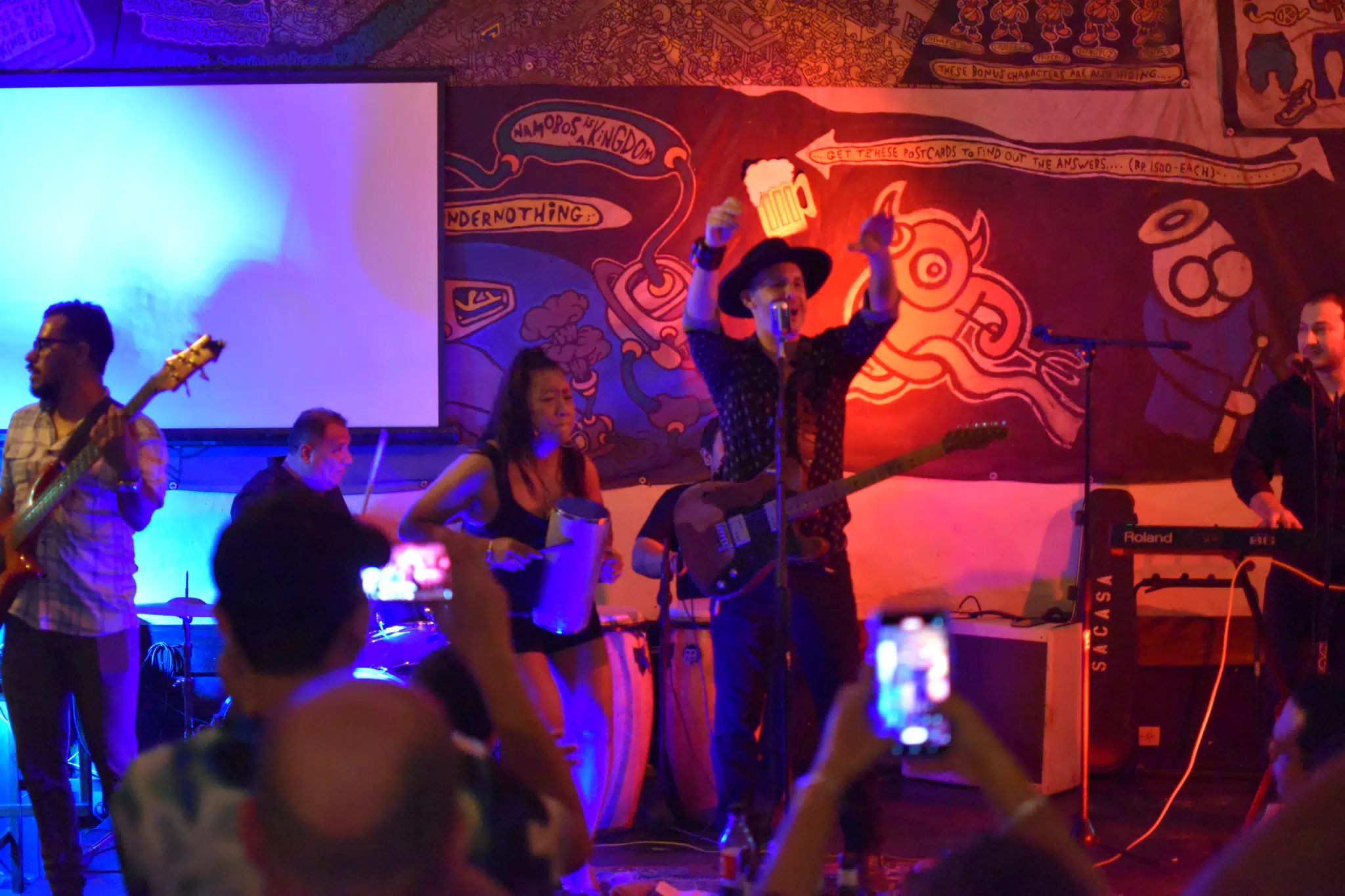 Images from Mario Sacasa Performance at ViaVia Leon