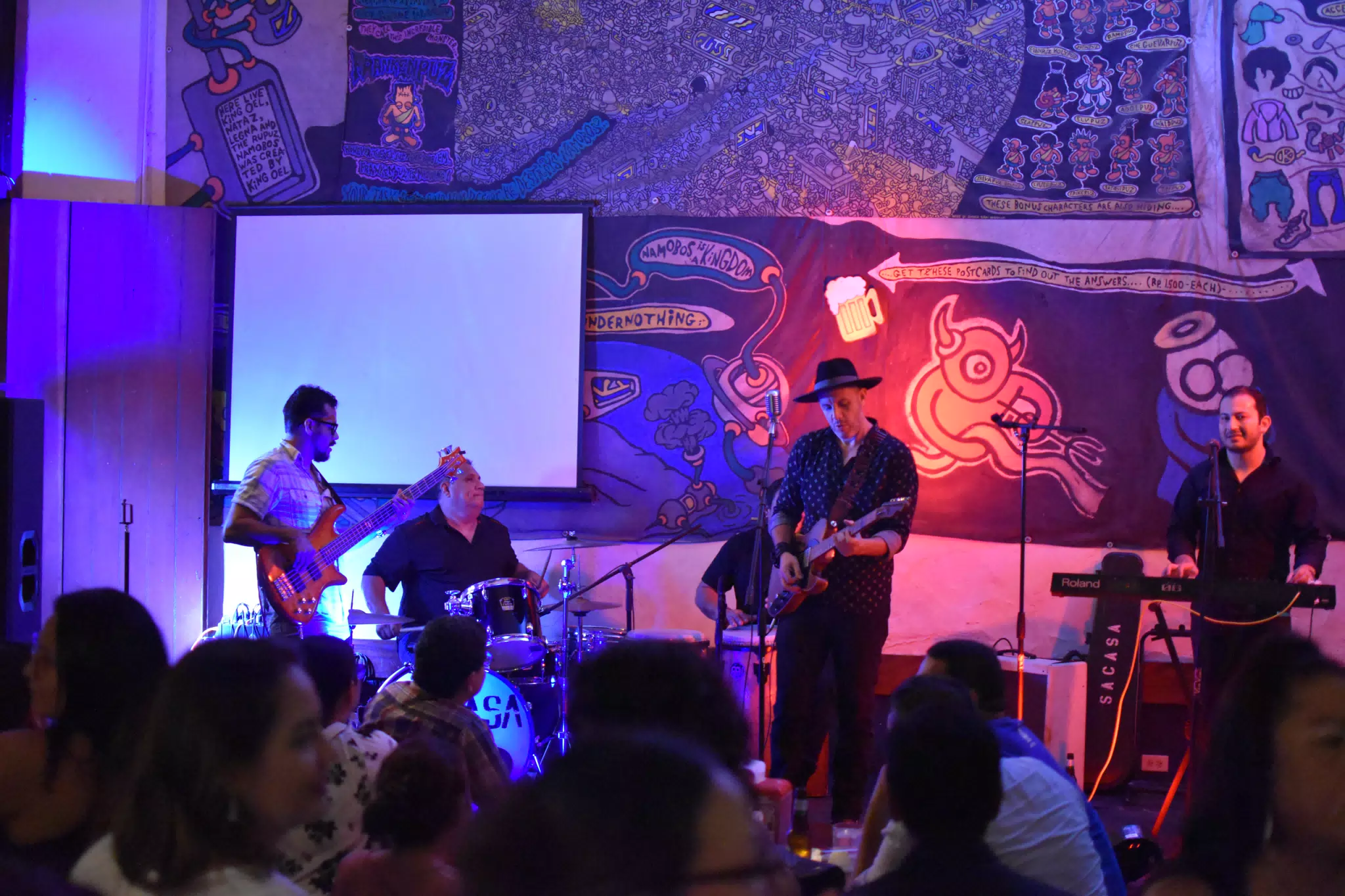 Images from Mario Sacasa Performance at ViaVia Leon