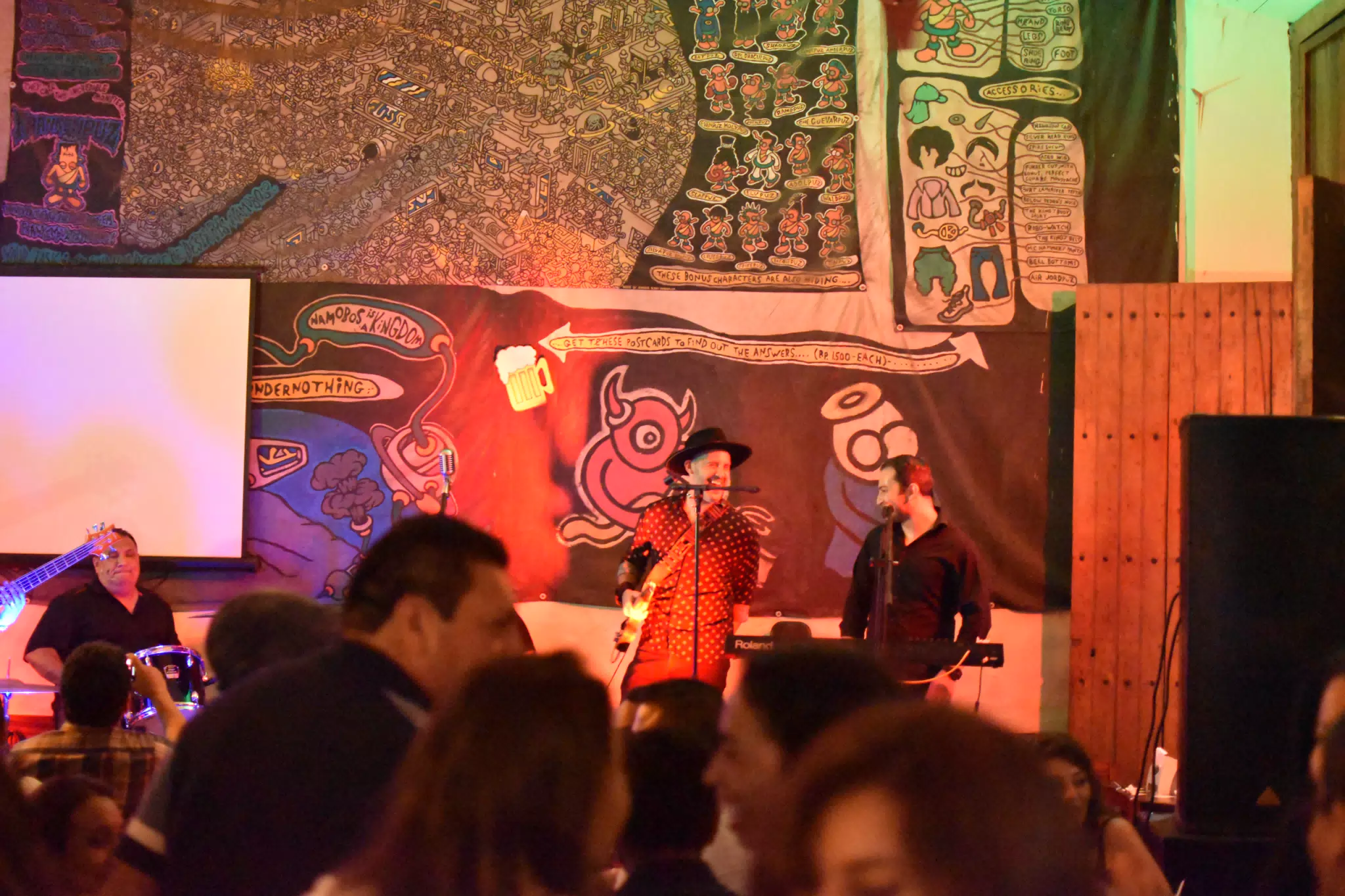 Images from Mario Sacasa Performance at ViaVia Leon